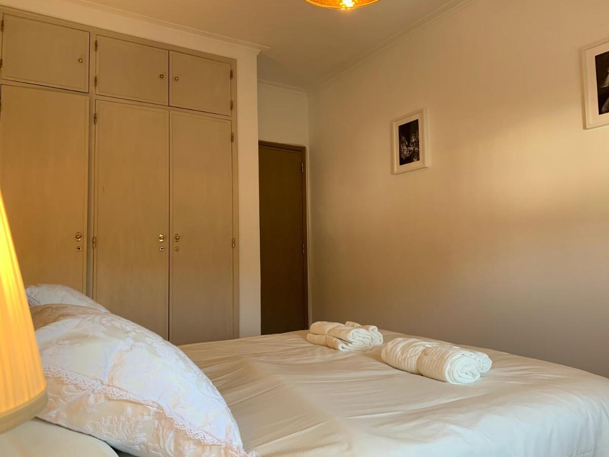 Girassol Apartamento Alcabideche Luaran gambar